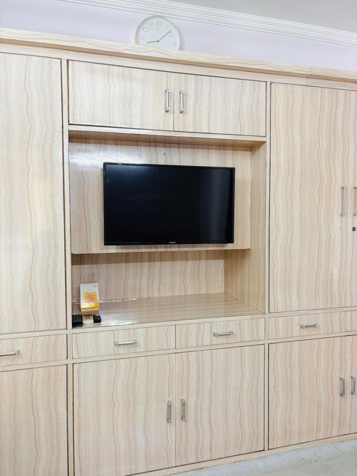 The Royal Retreat Apartment *